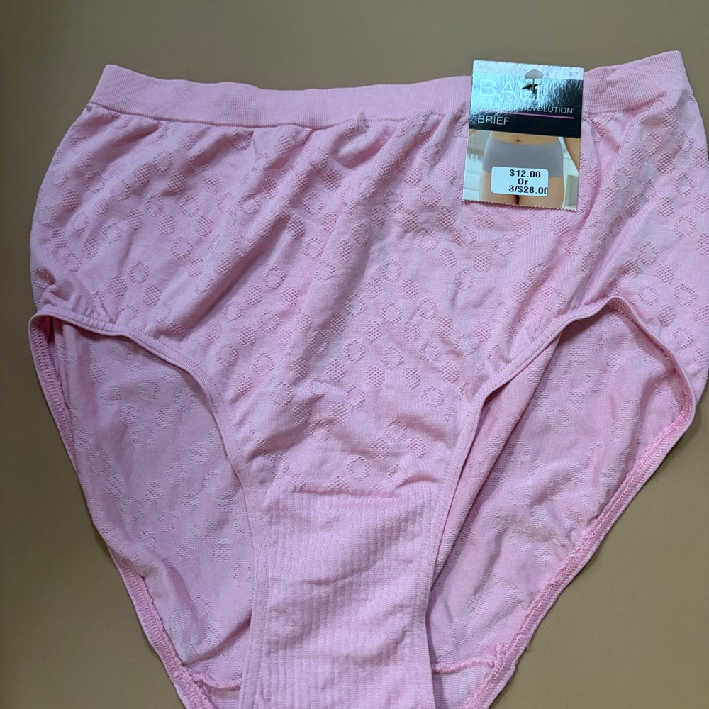Bali Comfort Revolution Brief Panties 2 Pack Seamless Pink Cream Size 6/7 803J - Picture 4 of 7